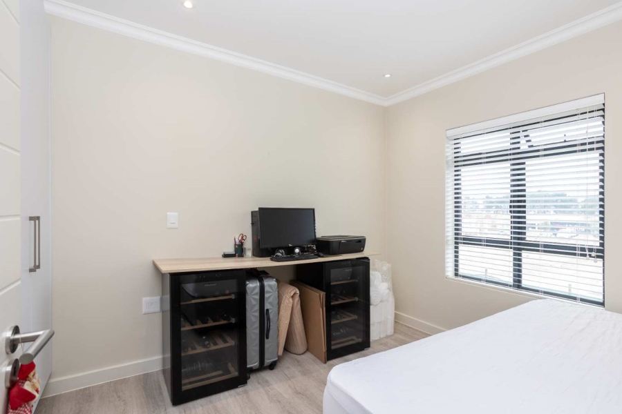 To Let 2 Bedroom Property for Rent in Val De Vie Estate Western Cape